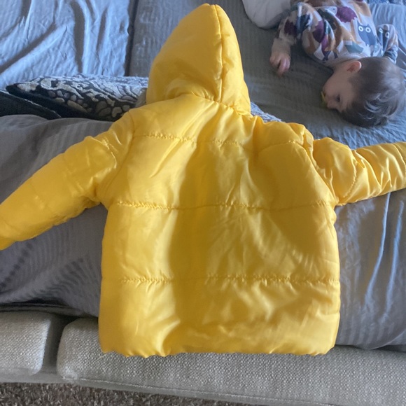 Boys 18M Yellow Jacket Coat For All Mankind 7 - Picture 9 of 11